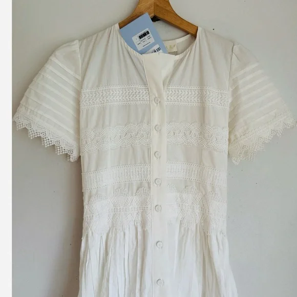 NWT Waimari Camila Lace Embroidered Maxi Dress in Pure White - Picture 10 of 13